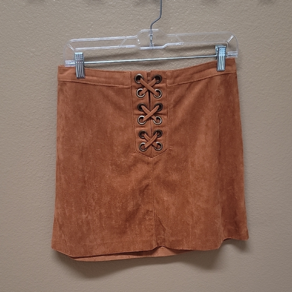 NWT BCBGeneration Lace-Up Look Mini Skirt 🤎🧡